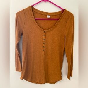 Old Navy mustard Henley